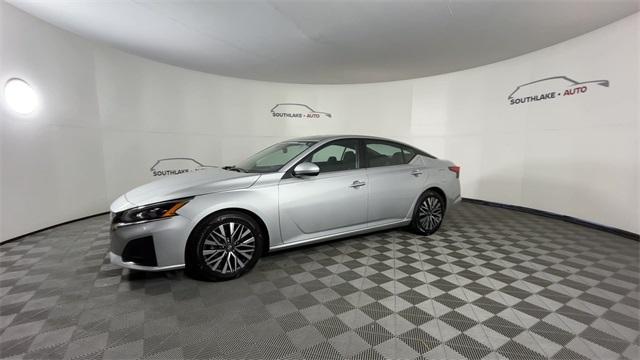 used 2023 Nissan Altima car, priced at $22,998