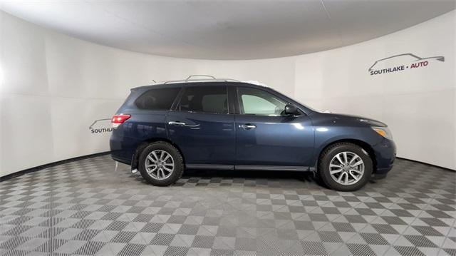 used 2016 Nissan Pathfinder car, priced at $6,424