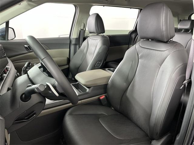 new 2026 Kia Carnival car