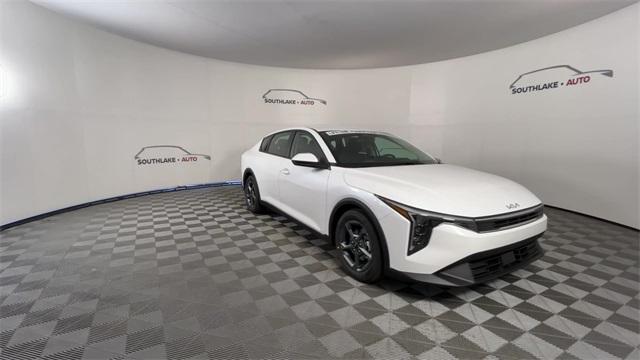 new 2025 Kia K4 car, priced at $23,929