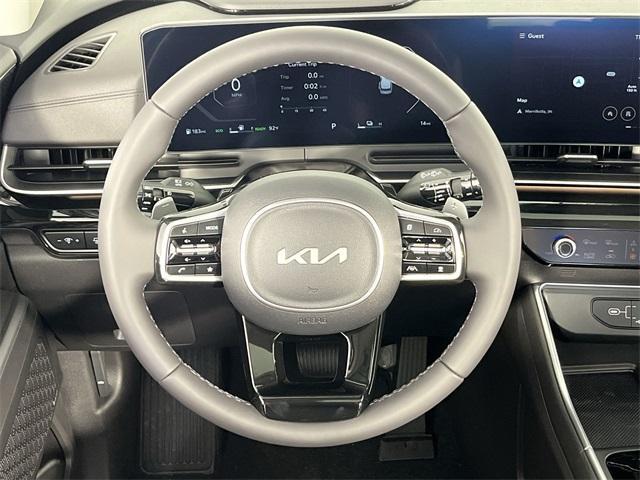 new 2025 Kia Carnival Hybrid car, priced at $52,951