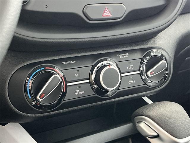 new 2025 Kia Soul car, priced at $23,006