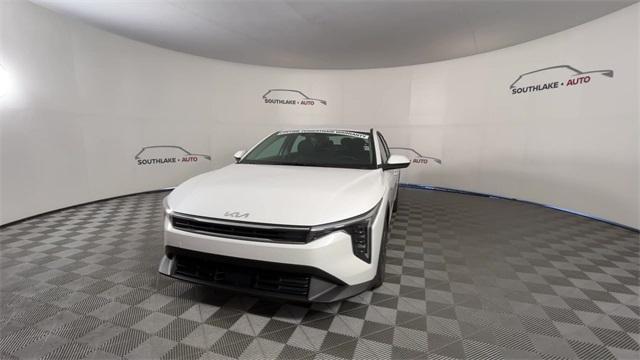 new 2025 Kia K4 car, priced at $24,437