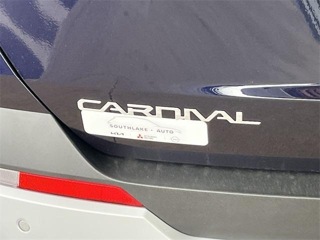 new 2025 Kia Carnival car, priced at $40,030