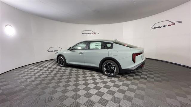 new 2025 Kia K4 car, priced at $23,682