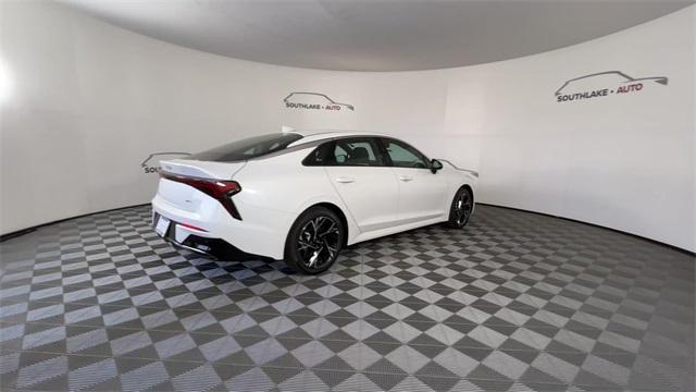used 2025 Kia K5 car