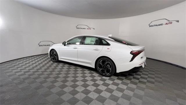 used 2025 Kia K5 car