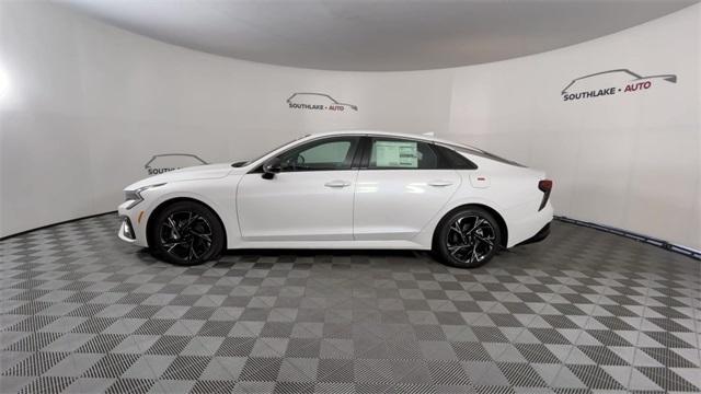 used 2025 Kia K5 car