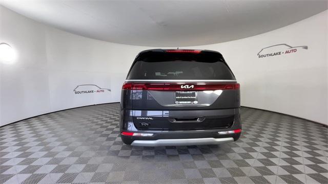 used 2024 Kia Carnival car, priced at $38,498