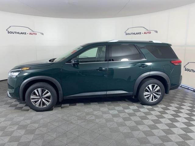 used 2022 Nissan Pathfinder car, priced at $31,498