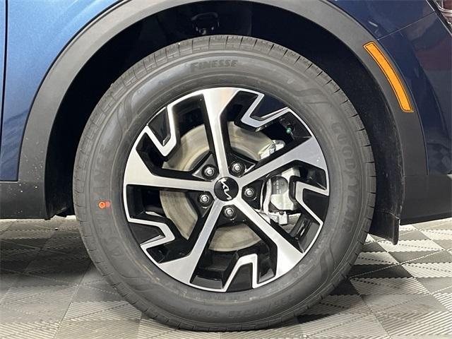 new 2025 Kia Sportage Hybrid car, priced at $35,398