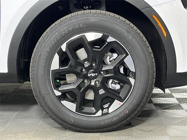 new 2025 Kia Sorento car, priced at $37,029
