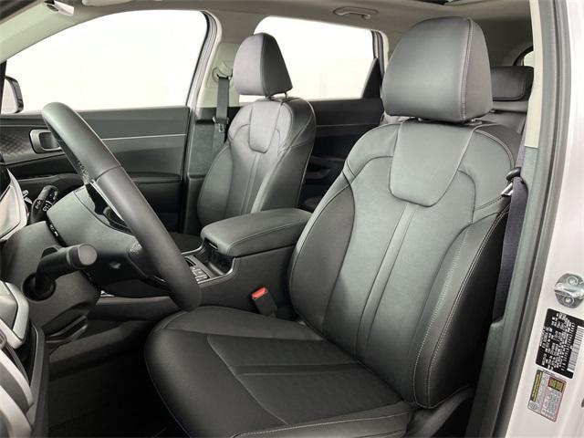 new 2025 Kia Sorento car, priced at $37,029