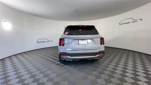 new 2025 Kia Sorento car, priced at $36,236