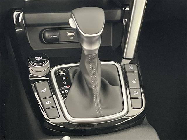 new 2025 Kia Seltos car, priced at $27,219