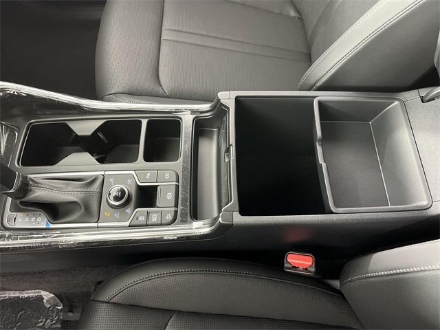 new 2025 Kia Sorento car, priced at $39,332
