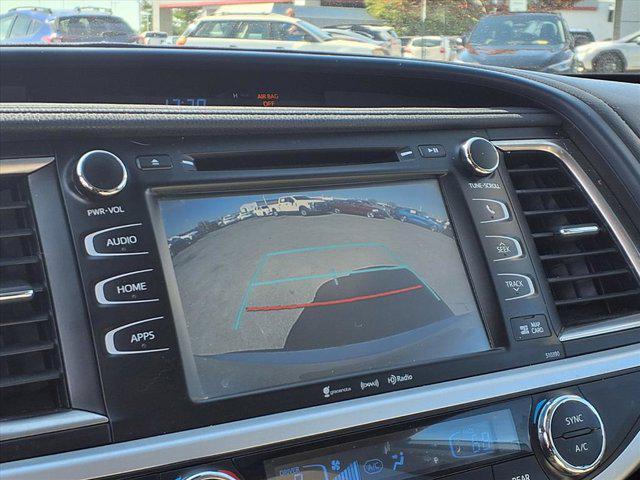 used 2019 Toyota Highlander car, priced at $20,642