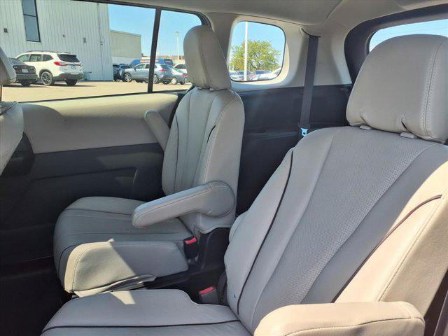 used 2015 Mazda Mazda5 car, priced at $10,154