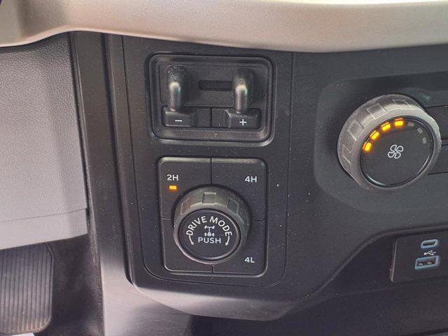used 2021 Ford F-150 car, priced at $27,614