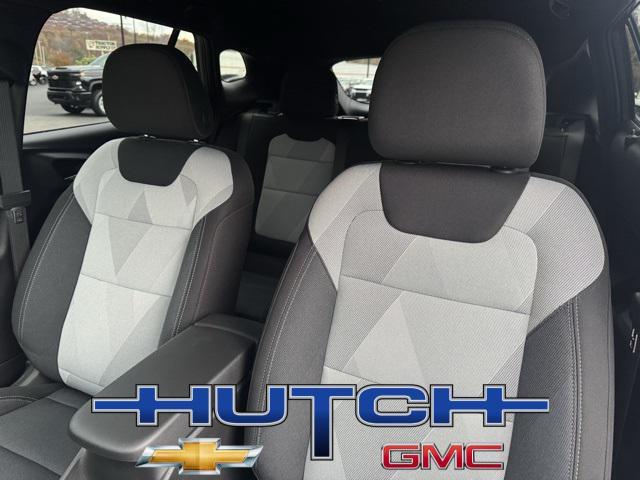 new 2026 Chevrolet Trax car, priced at $25,285