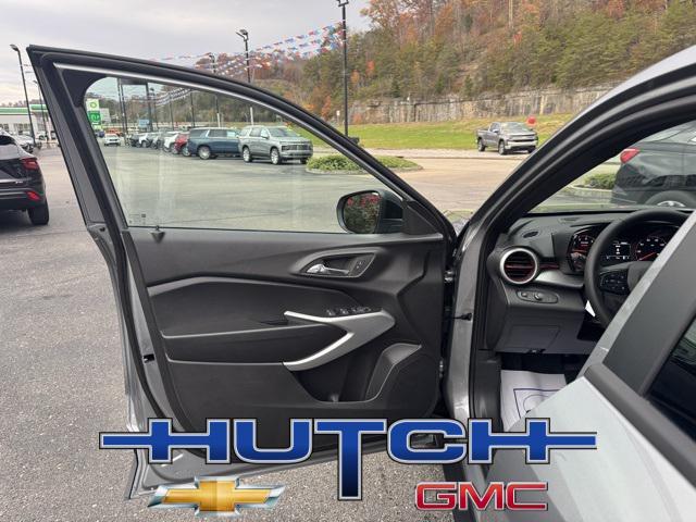 new 2026 Chevrolet Trax car, priced at $25,285