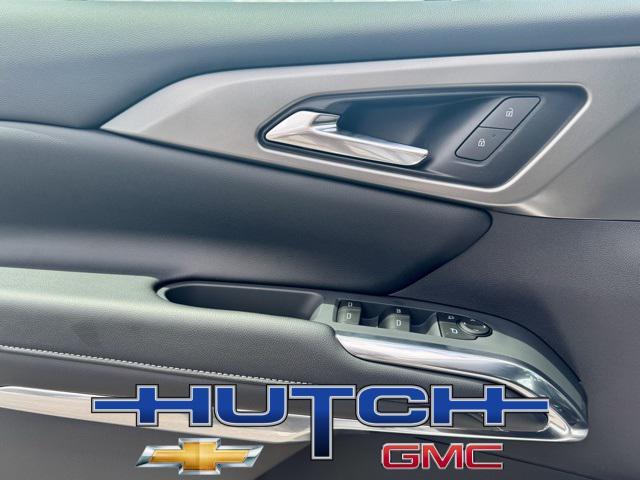 new 2026 Chevrolet Traverse car, priced at $44,170