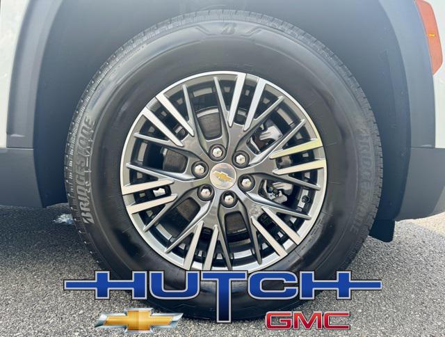 new 2026 Chevrolet Traverse car, priced at $44,170