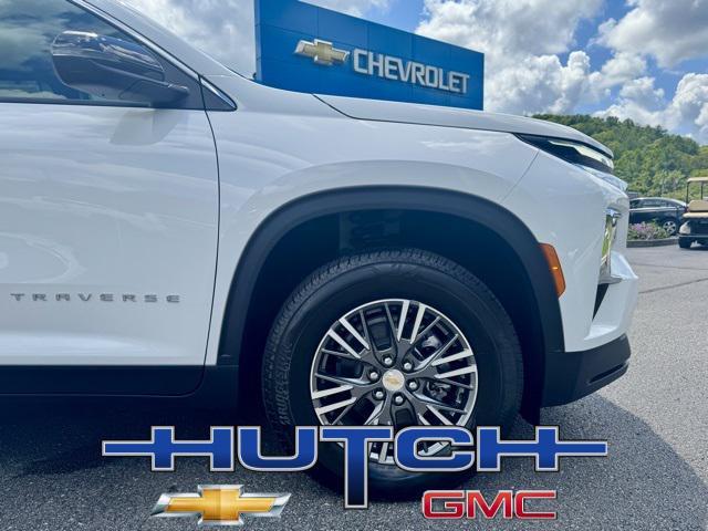 new 2026 Chevrolet Traverse car, priced at $44,170