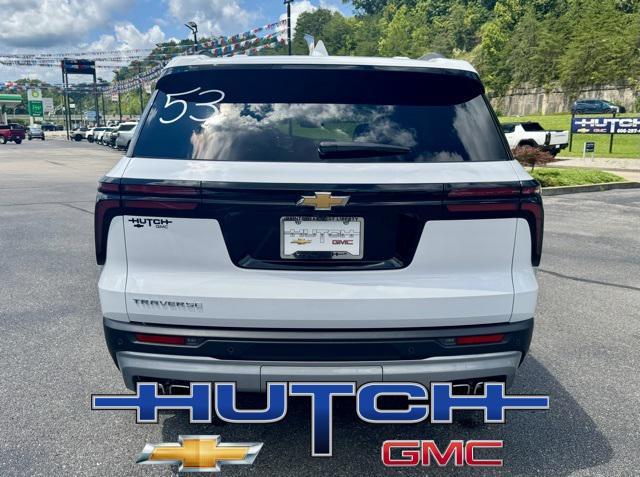 new 2026 Chevrolet Traverse car, priced at $44,170