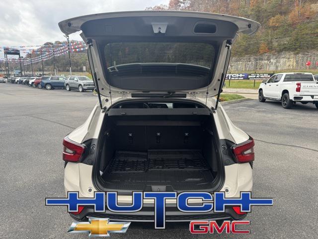 new 2026 Chevrolet Trax car, priced at $27,885