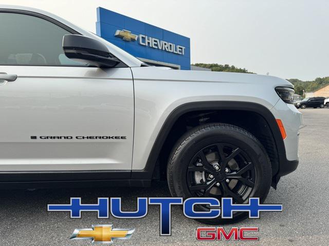 used 2024 Jeep Grand Cherokee car, priced at $31,691