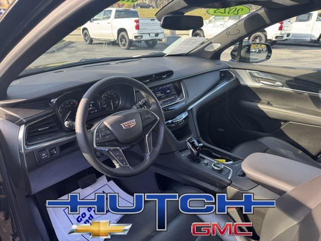 used 2023 Cadillac XT5 car, priced at $33,603