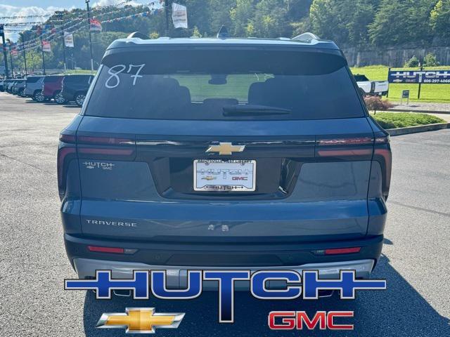 new 2026 Chevrolet Traverse car, priced at $46,670