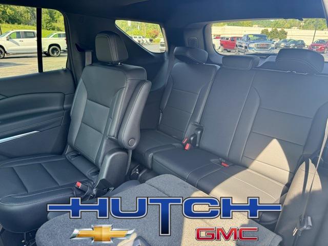 new 2026 Chevrolet Traverse car, priced at $46,670