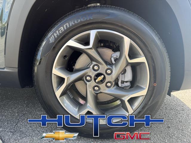 new 2025 Chevrolet Trax car, priced at $24,235