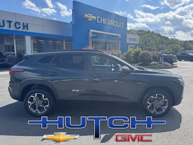 new 2025 Chevrolet Trax car, priced at $24,235