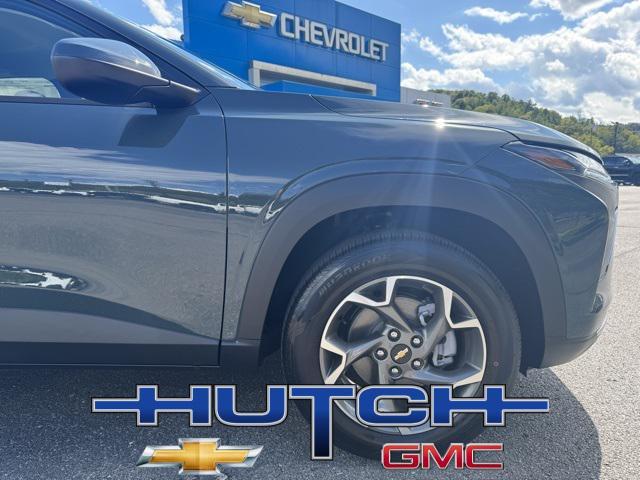 new 2025 Chevrolet Trax car, priced at $24,235