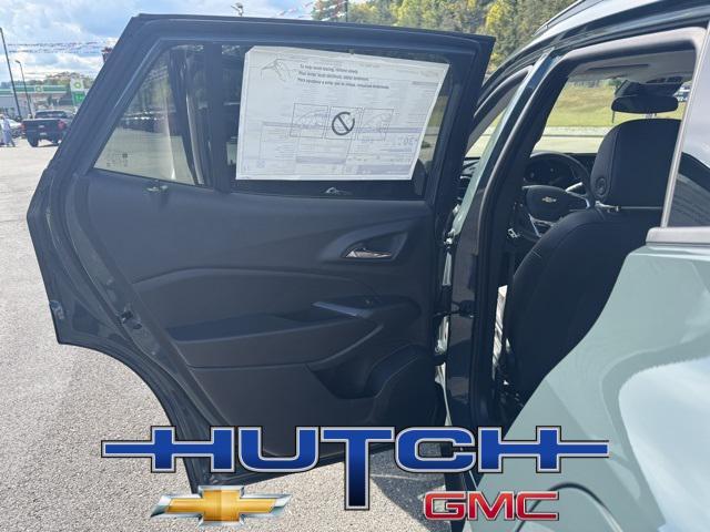 new 2025 Chevrolet Trax car, priced at $24,235