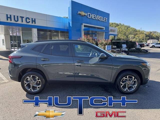 new 2026 Chevrolet Trax car, priced at $25,090