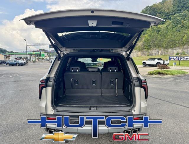 new 2026 Chevrolet Traverse car, priced at $54,120