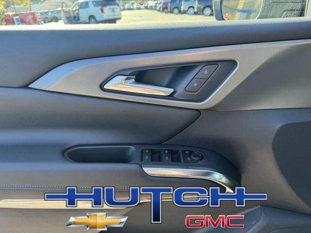 new 2026 Chevrolet Traverse car, priced at $49,144