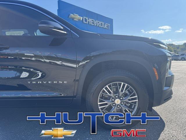new 2026 Chevrolet Traverse car, priced at $43,695