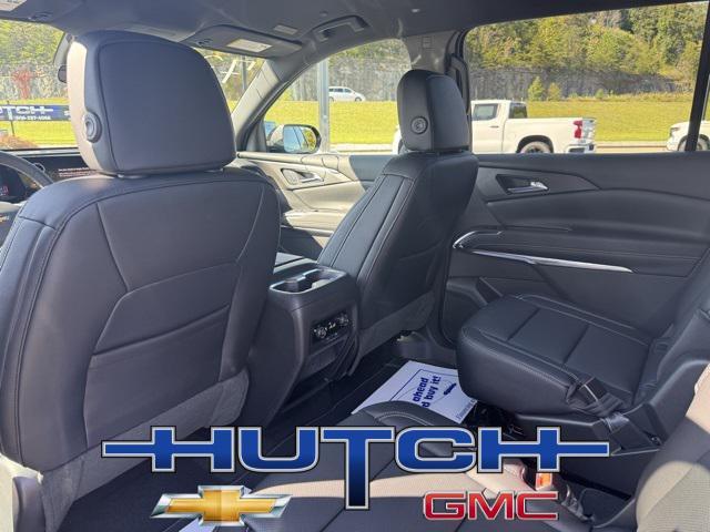 new 2026 Chevrolet Traverse car, priced at $43,695
