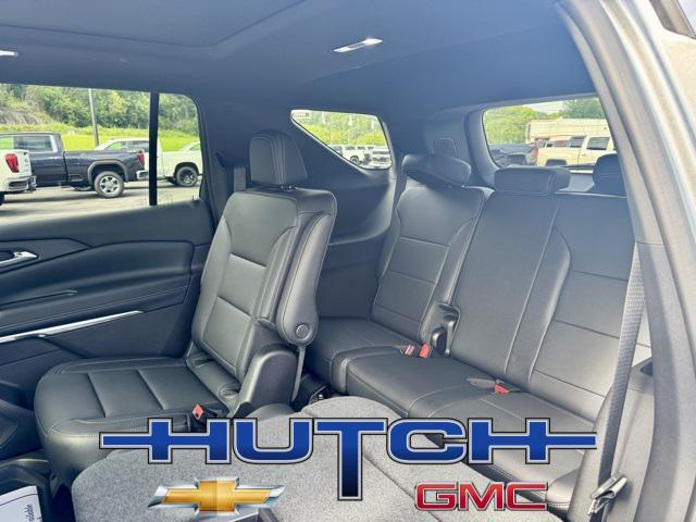new 2026 Chevrolet Traverse car, priced at $46,620