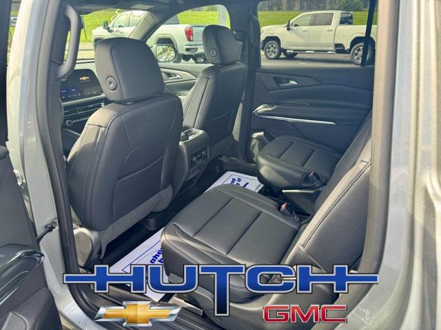 new 2026 Chevrolet Traverse car, priced at $46,620