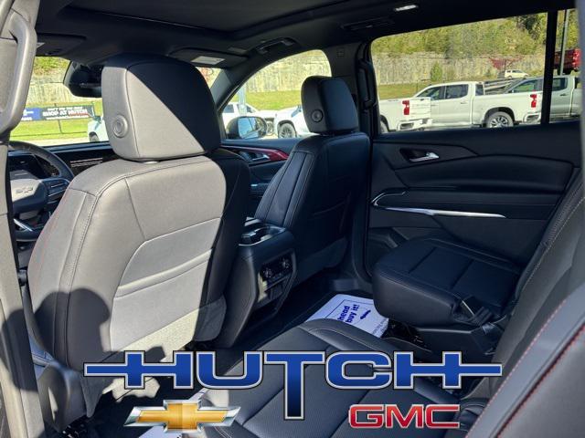 new 2026 Chevrolet Traverse car, priced at $53,560