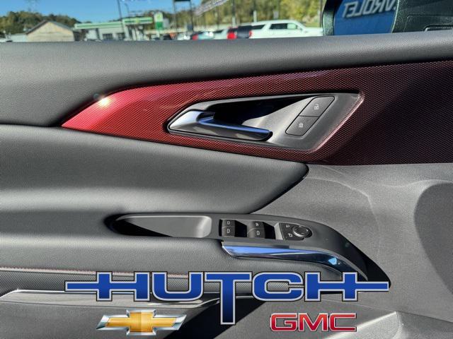 new 2026 Chevrolet Traverse car, priced at $53,560