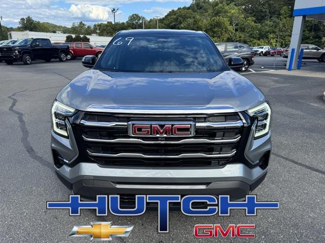 new 2026 GMC Terrain car, priced at $33,562
