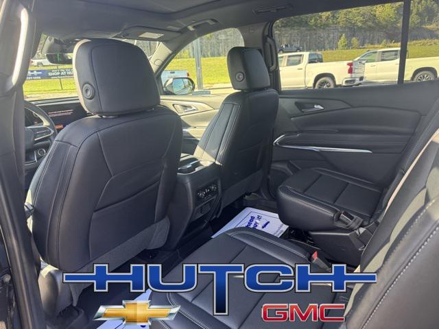 new 2026 Chevrolet Traverse car, priced at $50,140