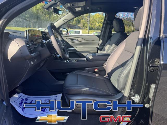 new 2026 Chevrolet Traverse car, priced at $50,140